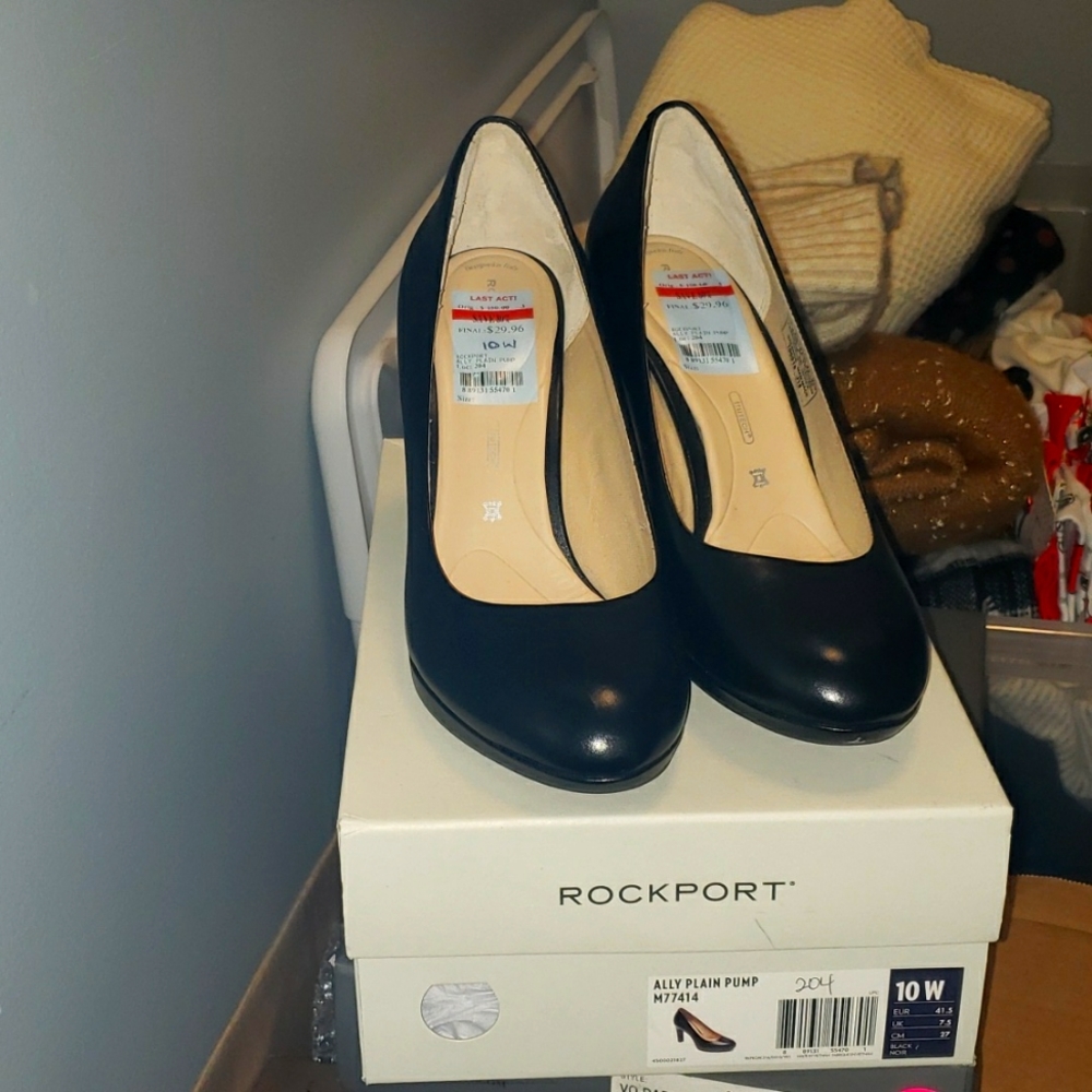 Rockport Ally Plain Pump